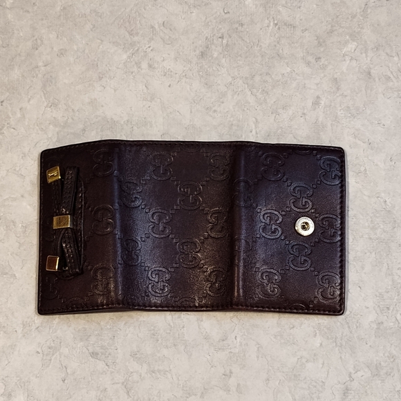 AUTHENTIC GUCCI GUCCISSIMA KEY HOLDER EUC - Picture 9 of 12